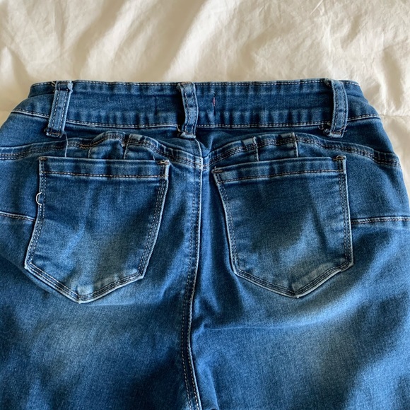 🛍2/$10: Blue Ripped Jeans - Picture 6 of 7